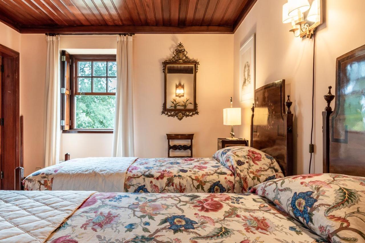 منزل الضيف Lever  في Quinta De Mouraes Casa Dos Rododendros المظهر الخارجي الصورة