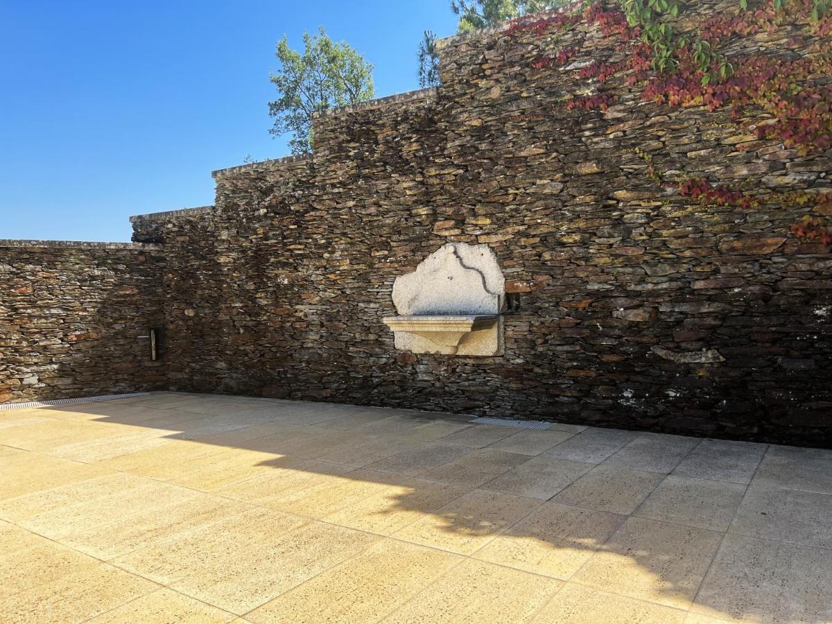 منزل الضيف Lever  في Quinta De Mouraes Casa Dos Rododendros المظهر الخارجي الصورة